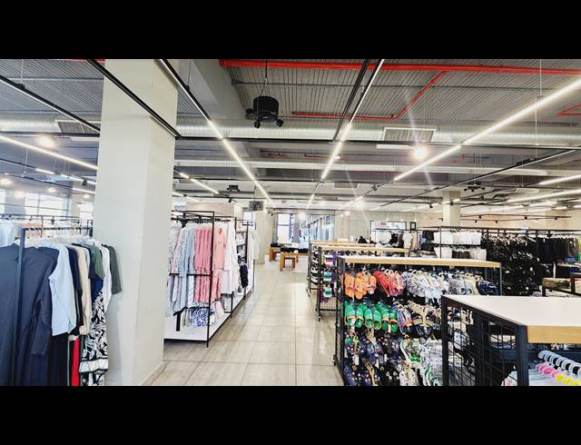 596M² RETAIL TO LET IN NORTH RIDING